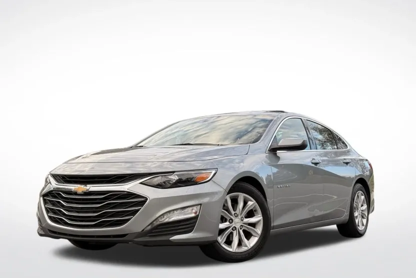 2024 Chevrolet Malibu 1LT photo 1