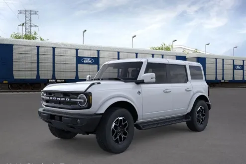 2025 Ford Bronco Outer Banks photo 1