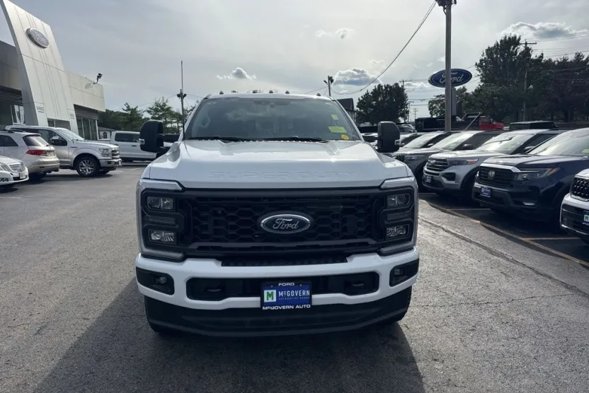 2026 Ford F-350 XL photo 1