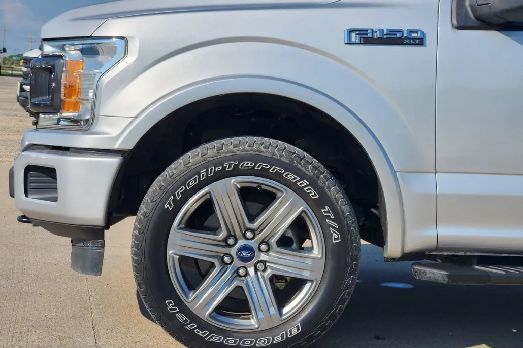 2019 Ford F-150 XLT photo 1