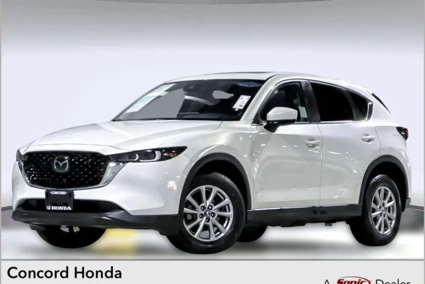 2023 Mazda CX-5 2.5 S Preferred photo 1