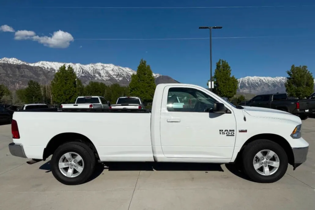 2019 Ram 1500 Classic SLT photo 1
