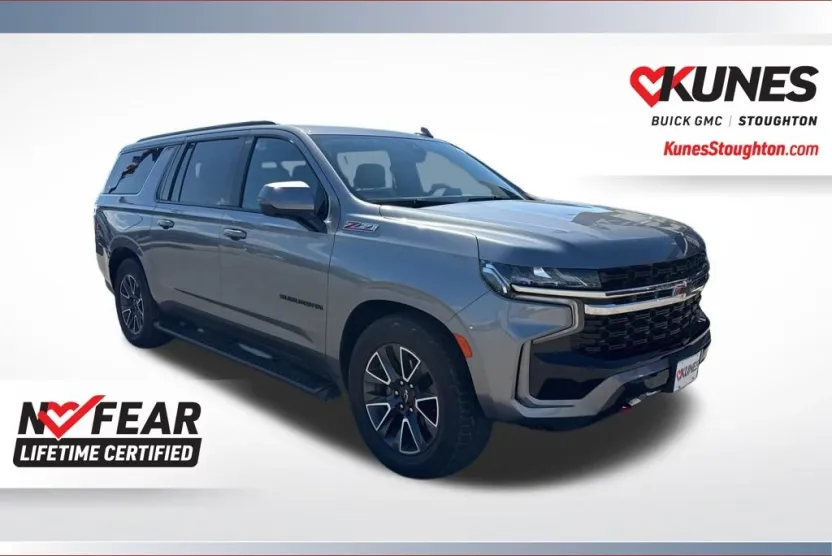 2022 Chevrolet Suburban Z71 photo 1