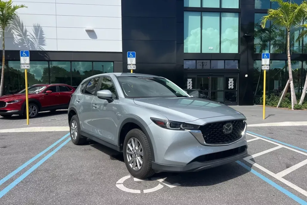 2023 Mazda CX-5 2.5 Select photo 1