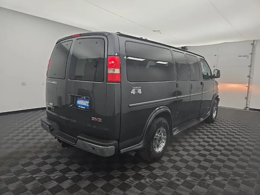 2016 Gmc Savana 2500 Cargo photo 1