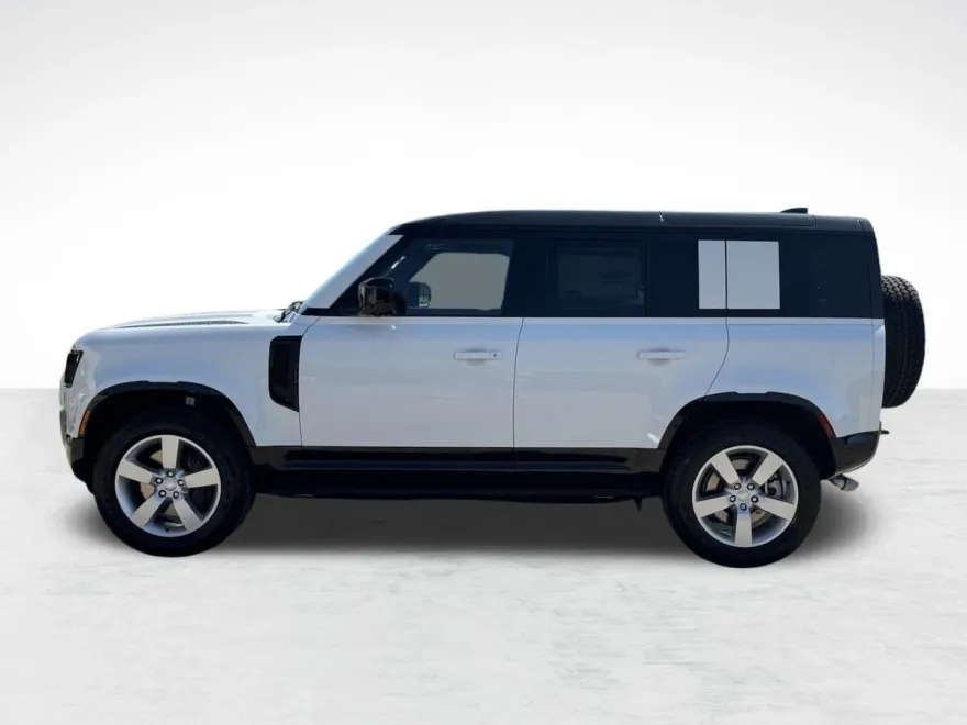 2025 Land Rover Defender 110 X-Dynamic SE photo 1