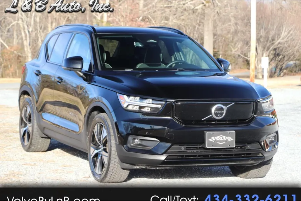 2022 Volvo XC40 Recharge Twin Plus photo 1