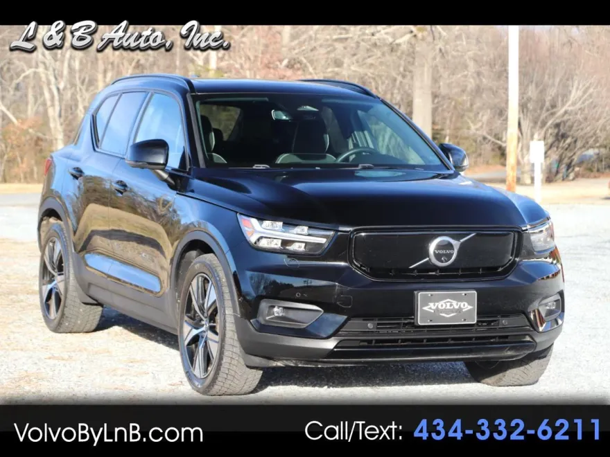 2022 Volvo XC40 Recharge Twin Plus photo 1