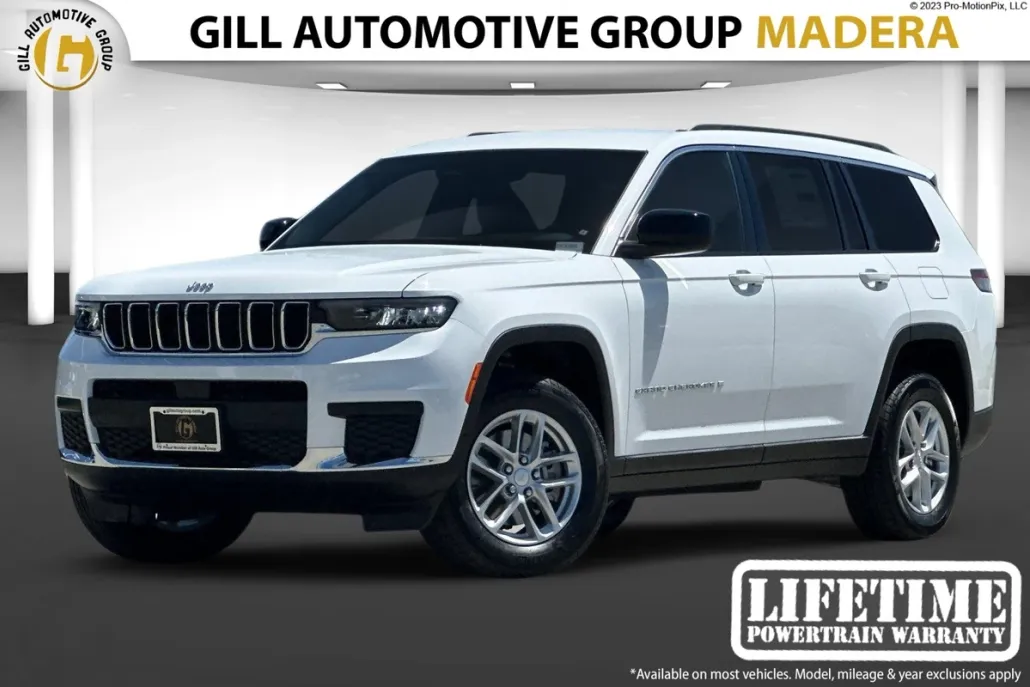 2025 Jeep Grand Cherokee Laredo photo 1