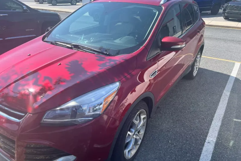 2016 Ford Escape Titanium photo 1