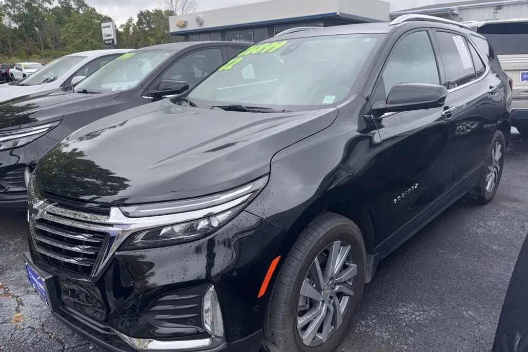 2022 Chevrolet Equinox Premier photo 1