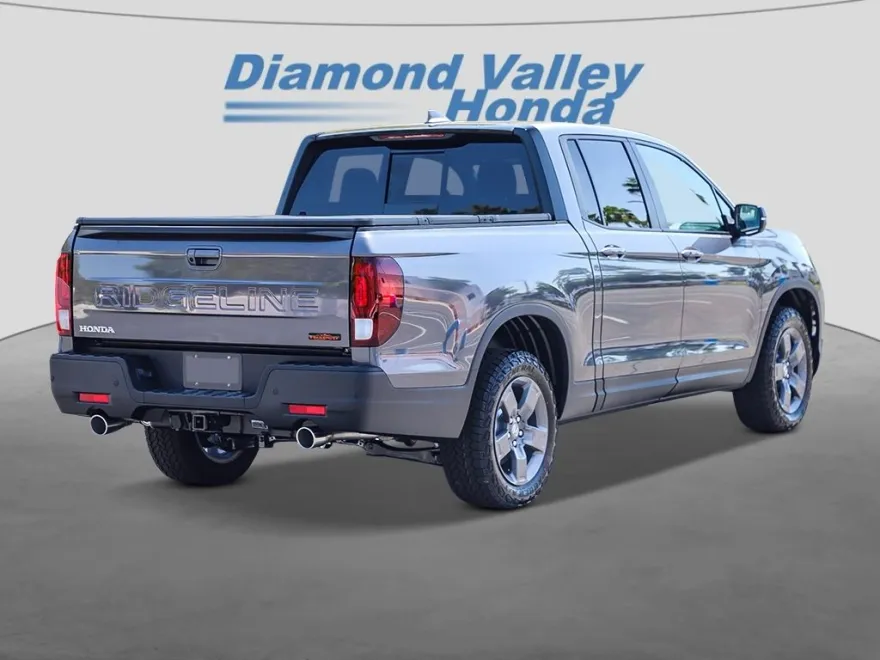 2025 Honda Ridgeline TrailSport photo 1