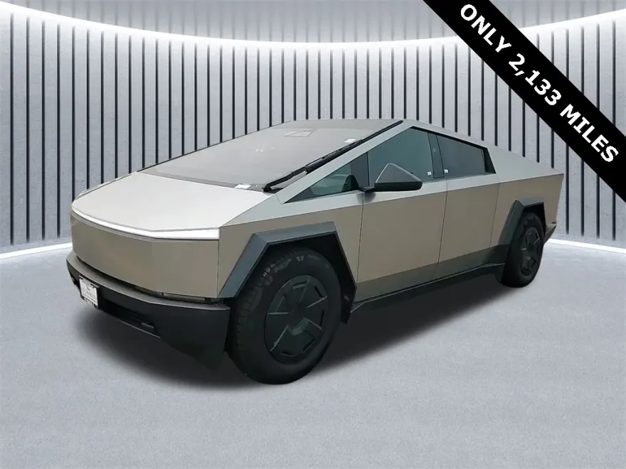 2024 Tesla Cybertruck photo 1