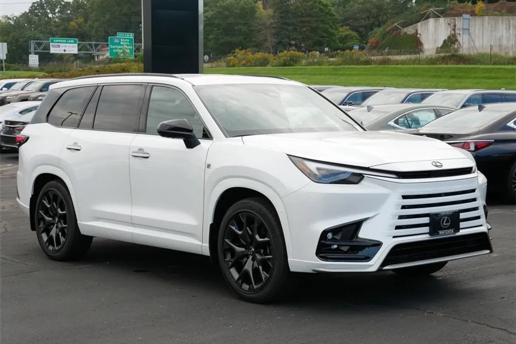 2025 Lexus TX 500h F SPORT Premium photo 1