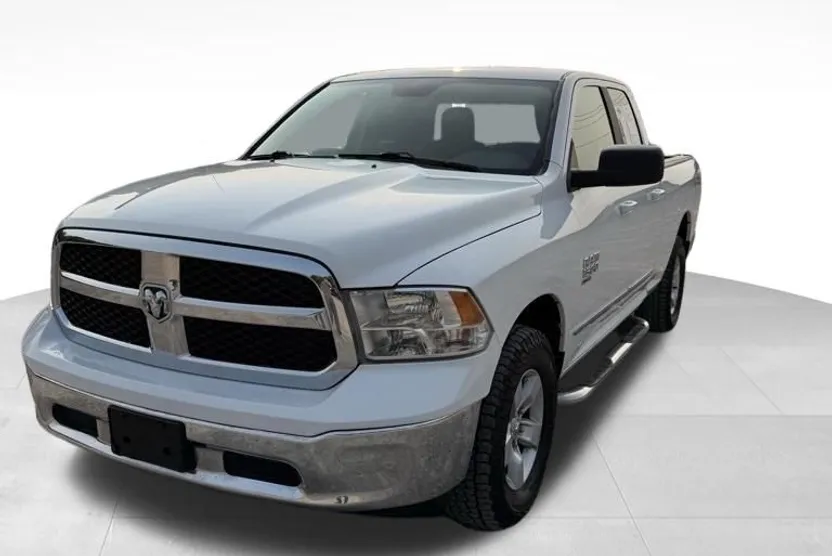 2019 Ram 1500 Classic SLT photo 1