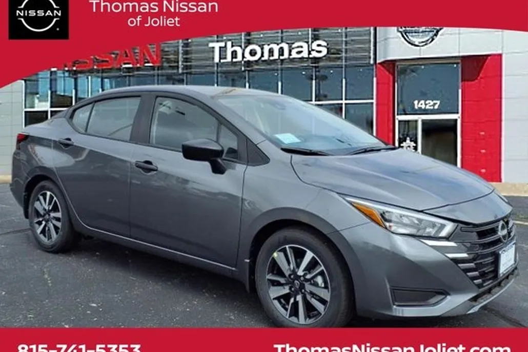 2025 Nissan Versa 1.6 S photo 1