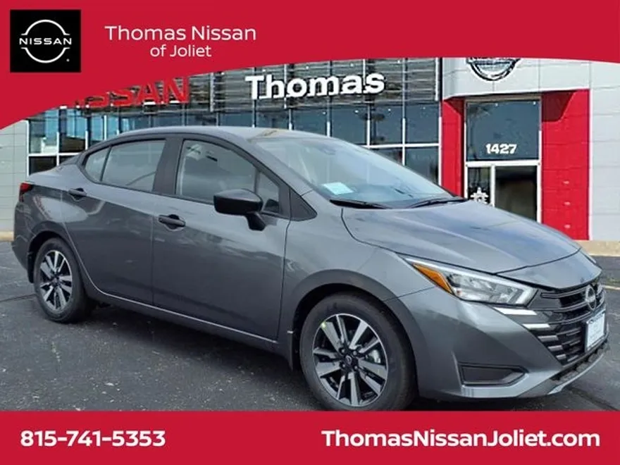 2025 Nissan Versa 1.6 S photo 1