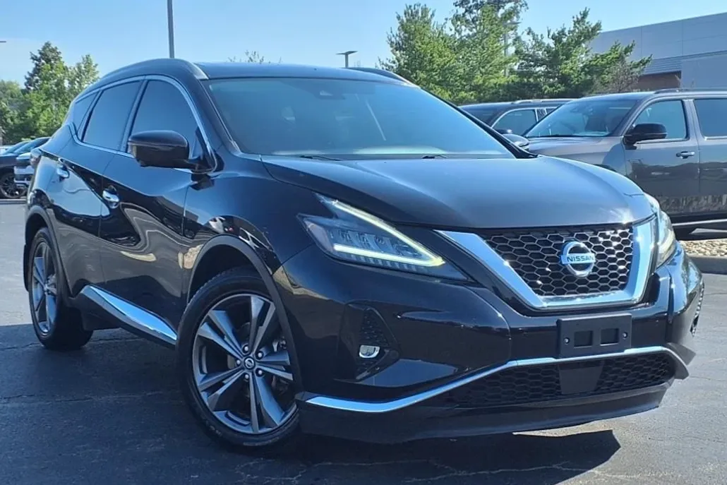 2021 Nissan Murano Platinum photo 1