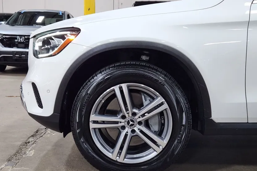 2022 Mercedes Benz GLC 300 photo 1