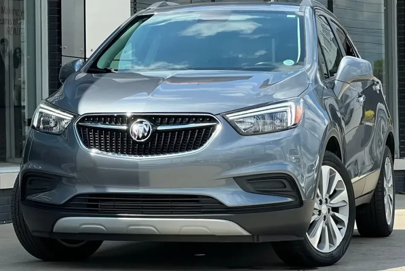 2020 Buick Encore Preferred photo 1