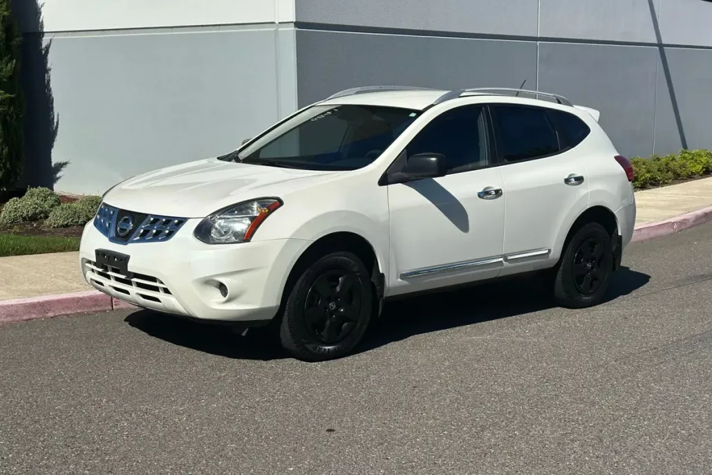 2014 Nissan Rogue Select photo 1
