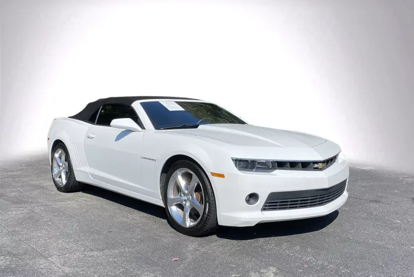 2015 Chevrolet Camaro 2LT photo 1