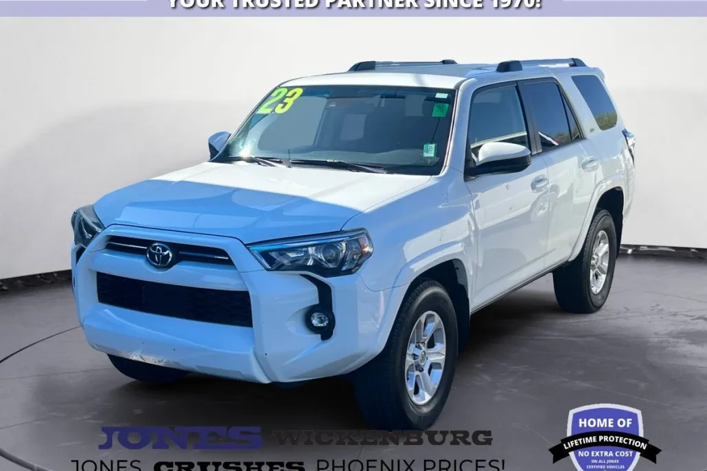 2023 Toyota 4Runner SR5 photo 1