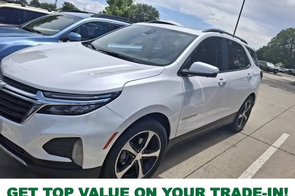 2022 Chevrolet Equinox LT photo 1