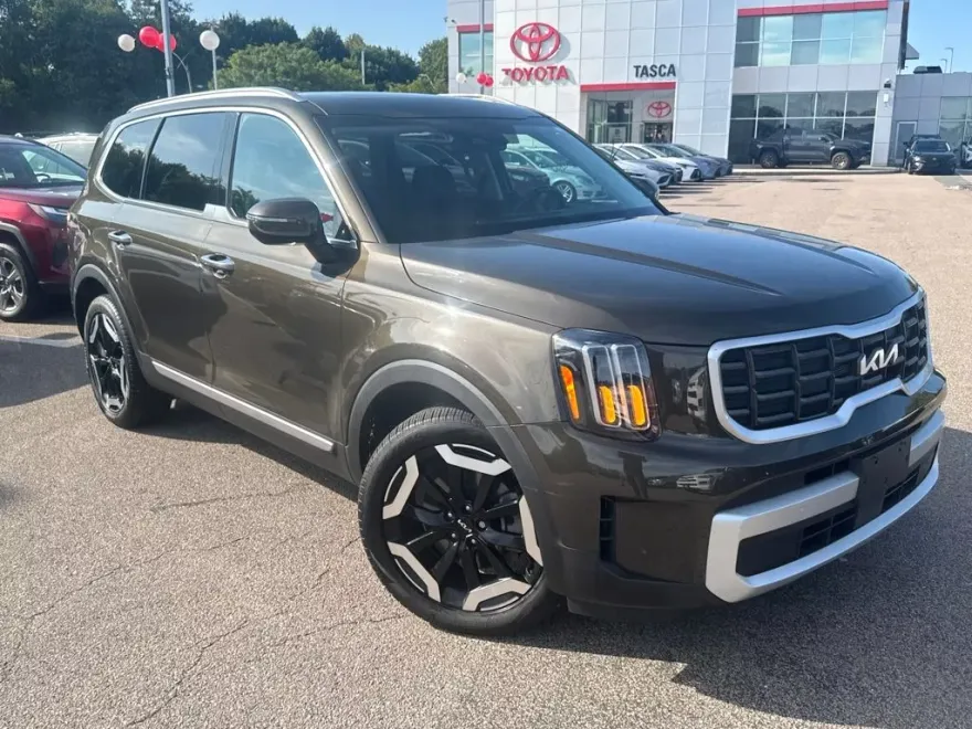 2024 Kia Telluride S photo 1