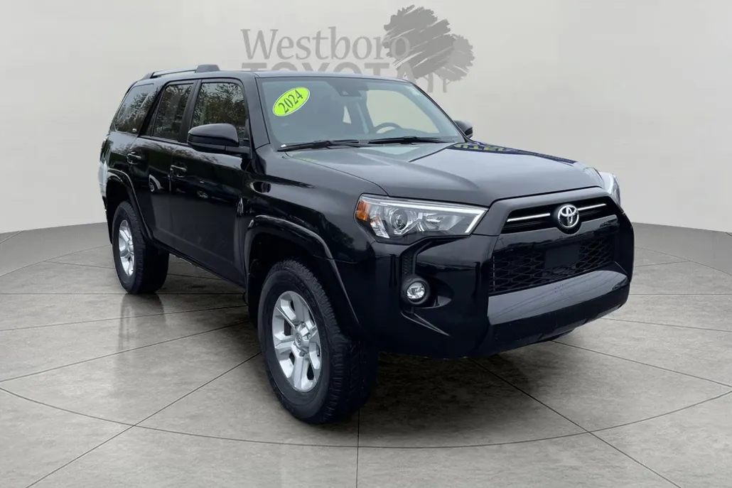 2024 Toyota 4Runner SR5 photo 1