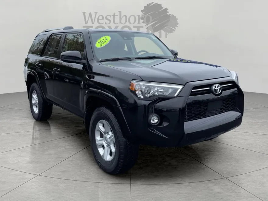 2024 Toyota 4Runner SR5 photo 1
