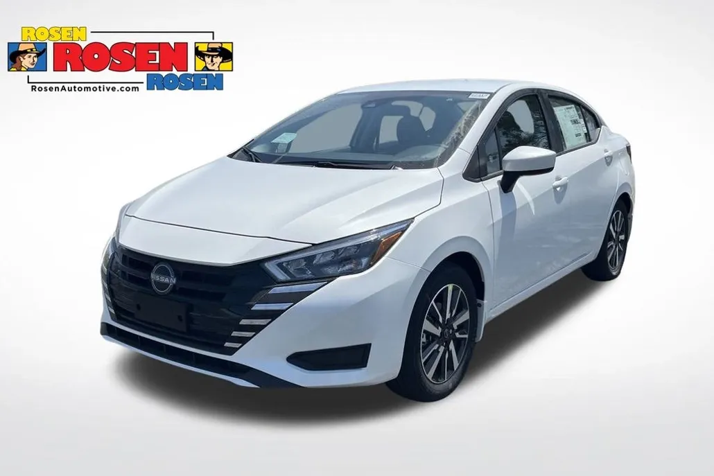 2025 Nissan Versa 1.6 SV photo 1