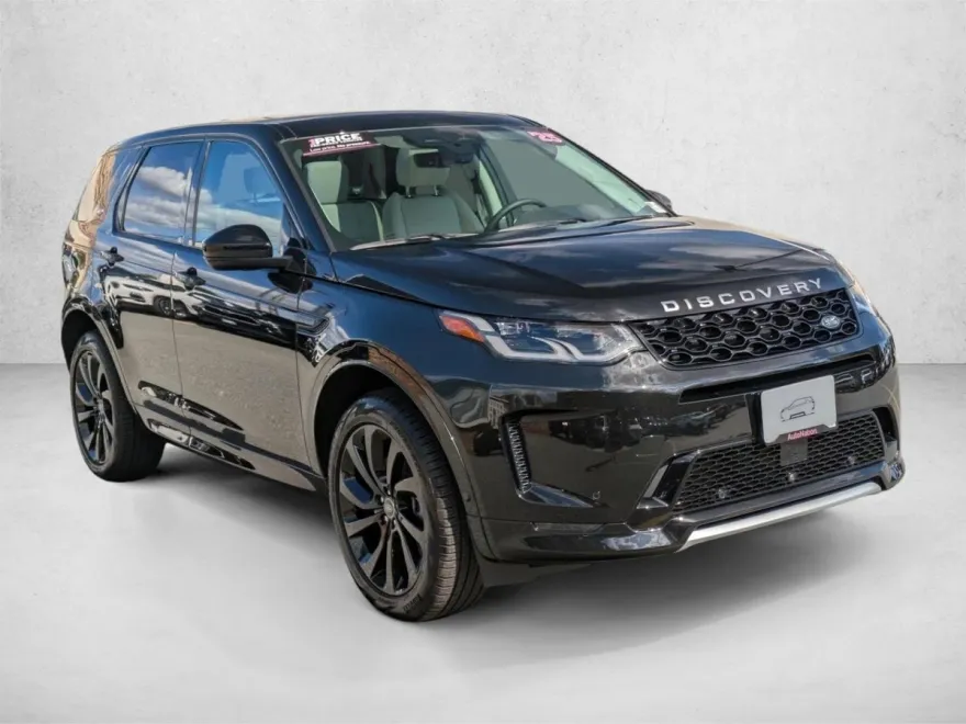 2025 Land Rover Discovery Sport S photo 1