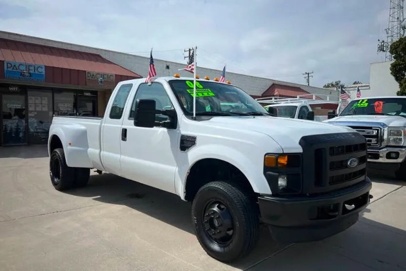2008 Ford F-350 XL photo 1