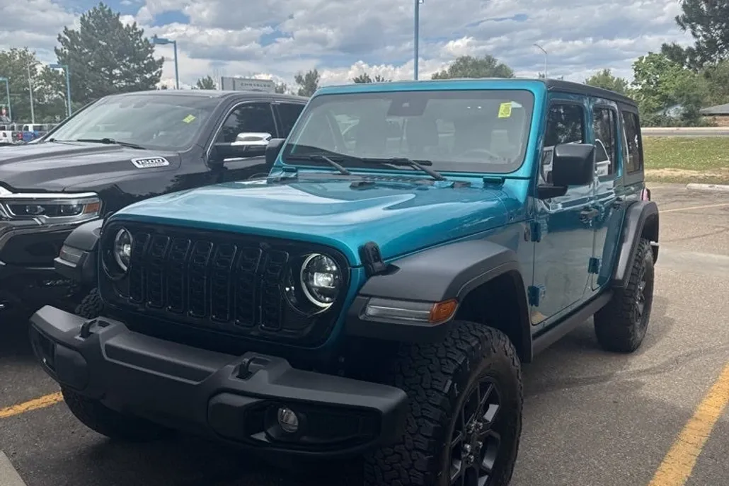 2024 Jeep Wrangler Willys photo 1