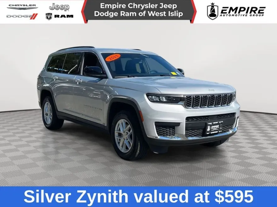 2025 Jeep Grand Cherokee Laredo photo 1