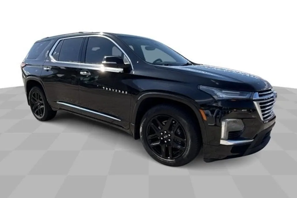 2022 Chevrolet Traverse Premier photo 1