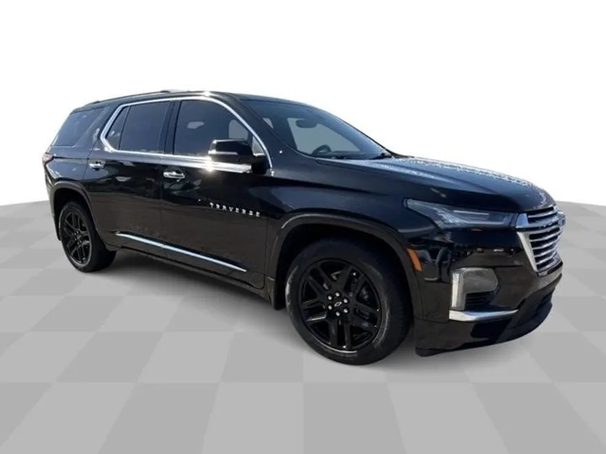 2022 Chevrolet Traverse Premier photo 1