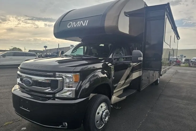 2020 Ford F-550 XL photo 1