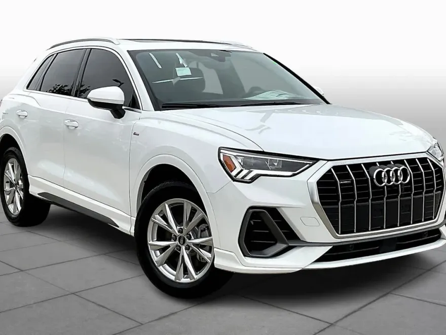 2025 Audi Q3 Premium Plus photo 1