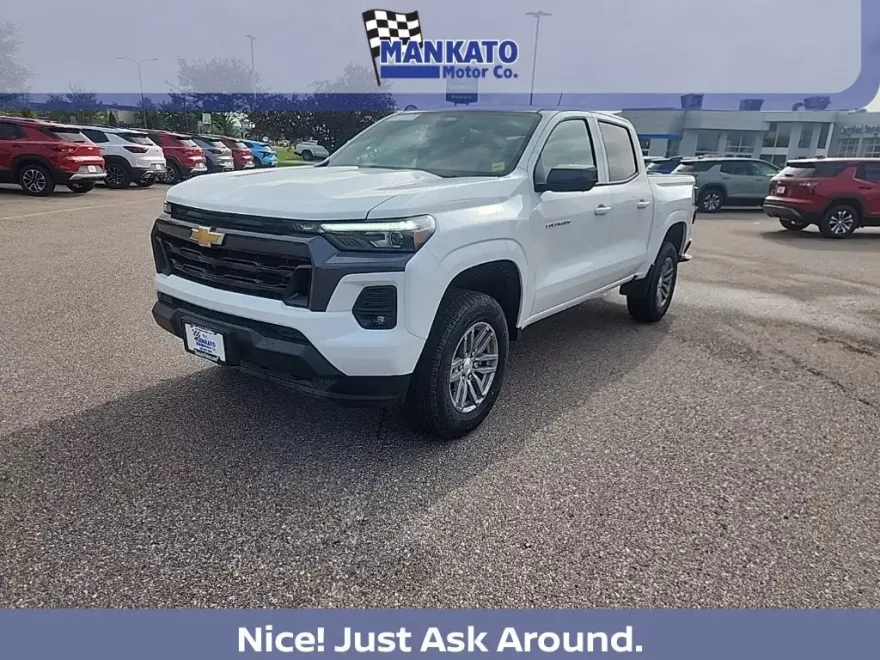 2026 Chevrolet Colorado LT photo 1