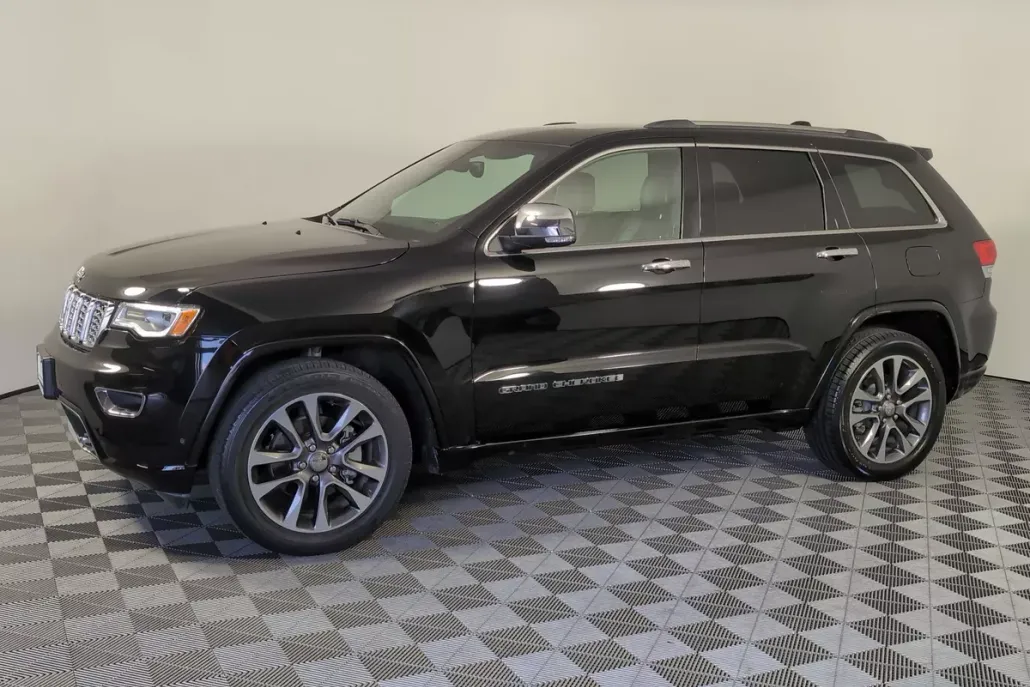 2018 Jeep Grand Cherokee Overland photo 1
