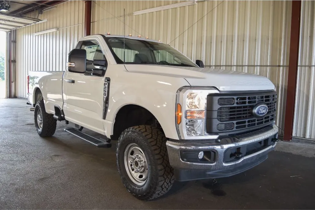 2025 Ford F-250 XL photo 1