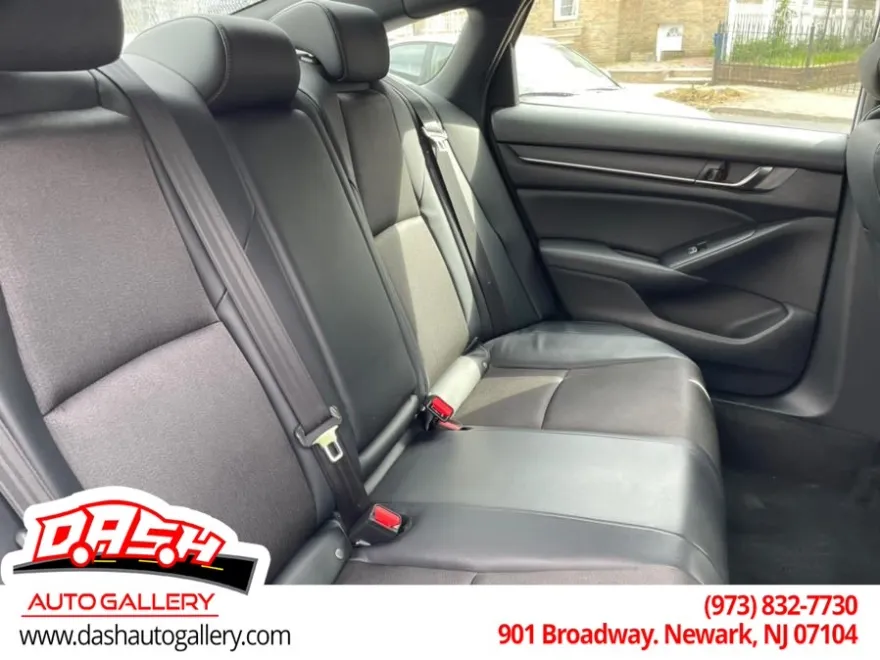 2018 Honda Accord Sport 1.5T photo 16