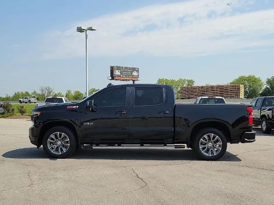 2021 Chevrolet Silverado 1500 RST photo 1