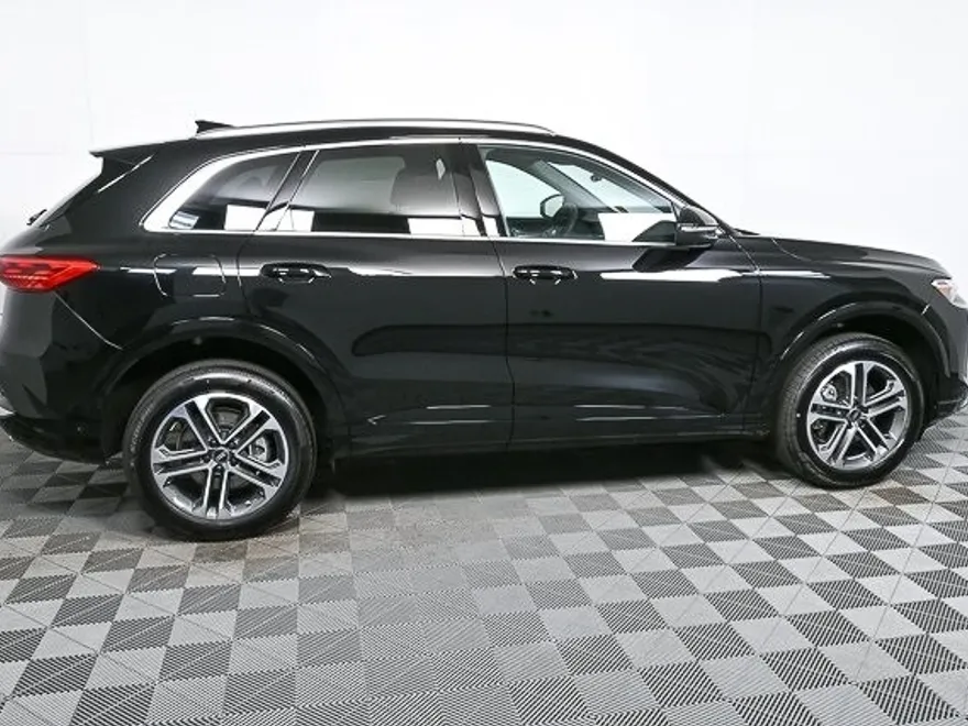 2025 Audi Q5 2.0T Premium photo 1