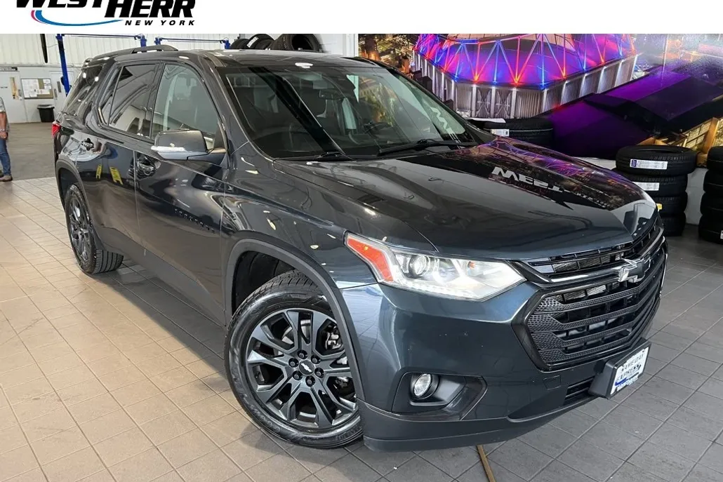 2021 Chevrolet Traverse RS photo 1