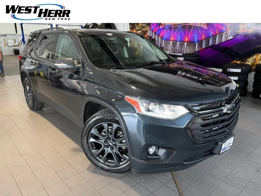 2021 Chevrolet Traverse RS photo 1