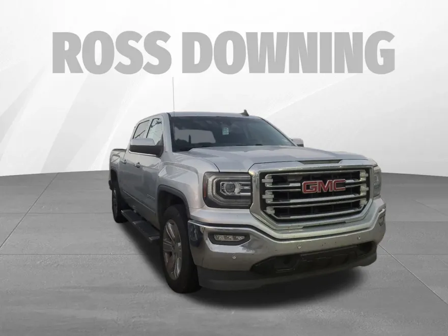 2017 Gmc Sierra 1500 SLT photo 1