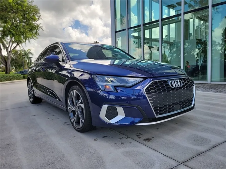 2022 Audi A3 40 Premium photo 1